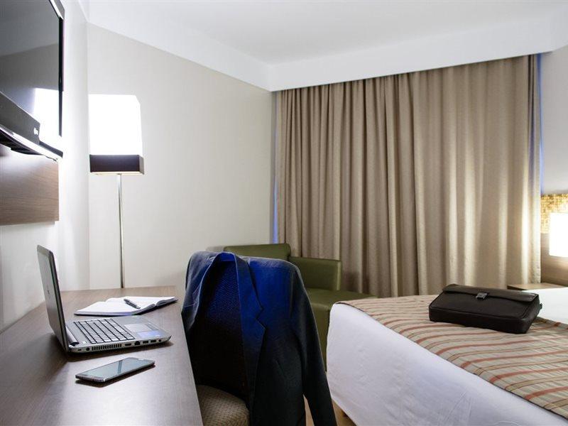 Celi Hotel อารากาจู ภายนอก รูปภาพ